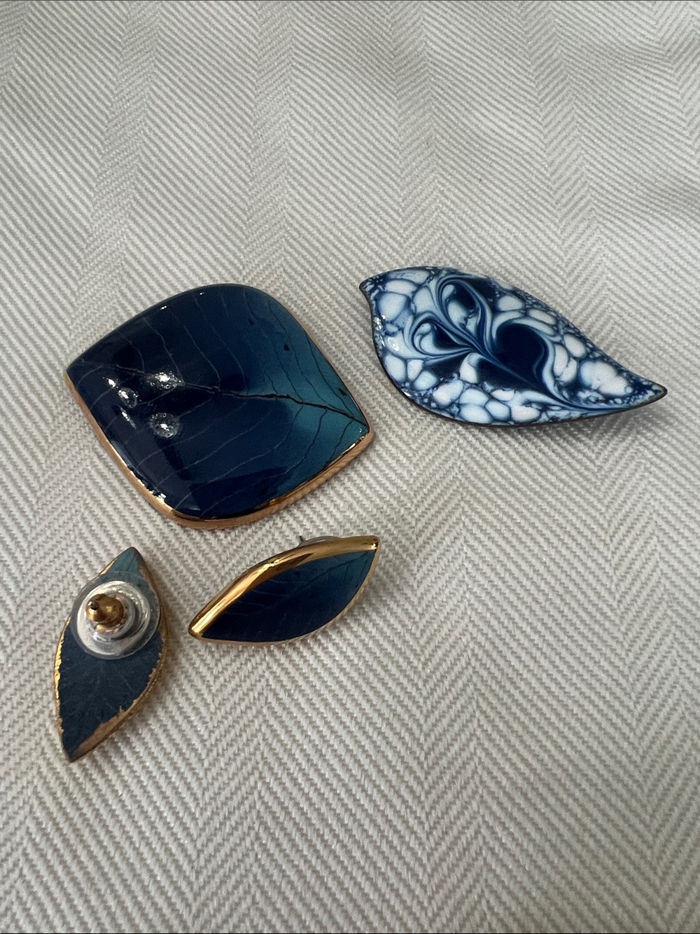 Navy Blue Leaf-Shaped Enamel Brooch & Earring Set